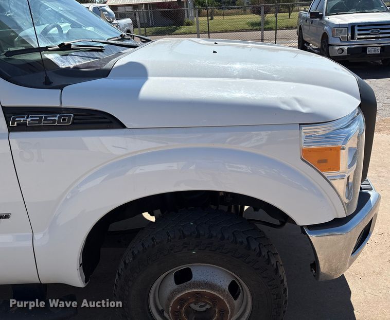 image for item EM0517 2016 Ford F350 Super Duty bucket truck