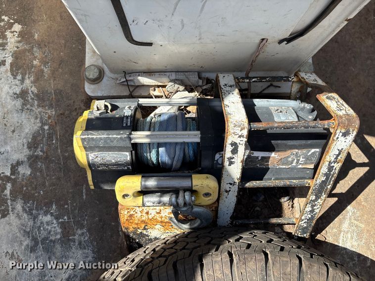 image for item EM0517 2016 Ford F350 Super Duty bucket truck