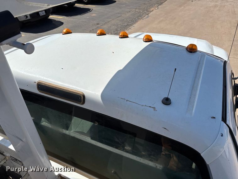 image for item EM0517 2016 Ford F350 Super Duty bucket truck