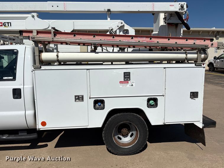 image for item EM0517 2016 Ford F350 Super Duty bucket truck