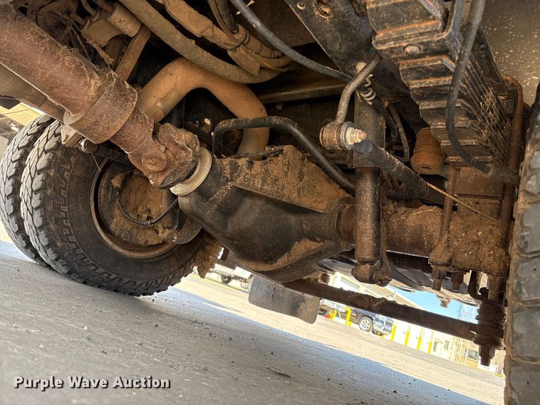 image for item EM0517 2016 Ford F350 Super Duty bucket truck