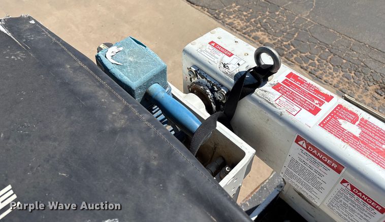 image for item EM0518 2019 Ford F350 Super Duty bucket truck