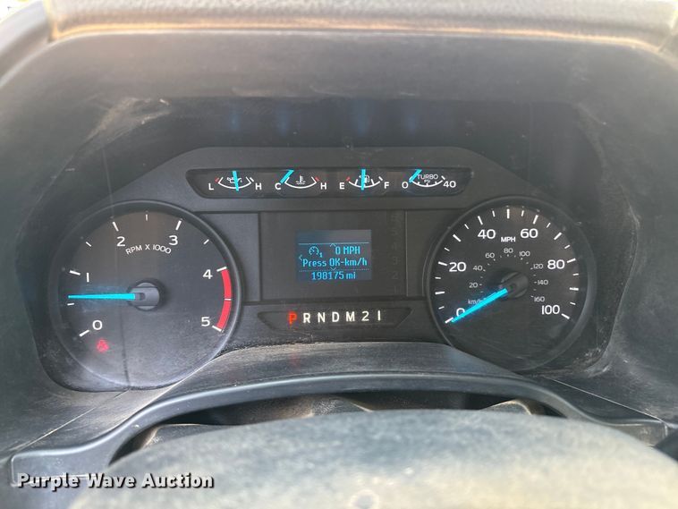 image for item EM0518 2019 Ford F350 Super Duty bucket truck