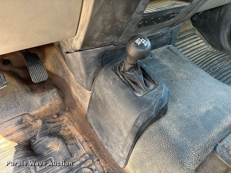 image for item EM0518 2019 Ford F350 Super Duty bucket truck