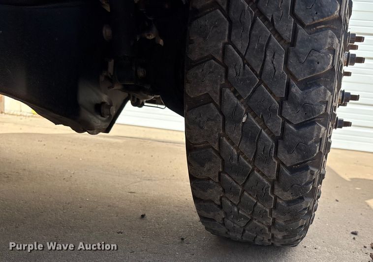 image for item EM0518 2019 Ford F350 Super Duty bucket truck