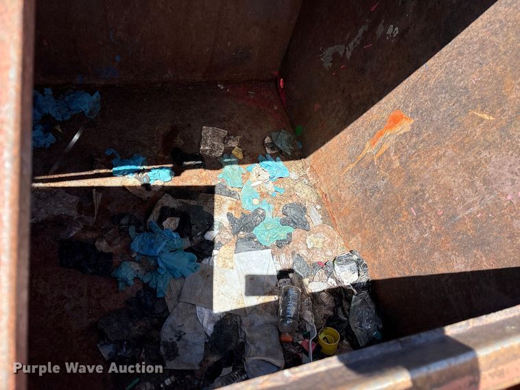 image for item EM0519 (13) dumpsters