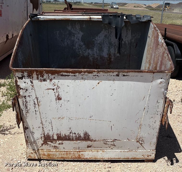 image for item EM0519 (13) dumpsters