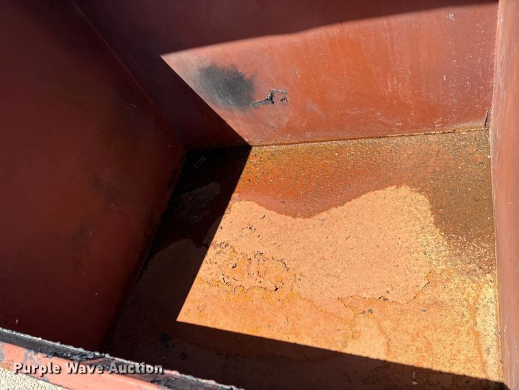 image for item EM0519 (13) dumpsters