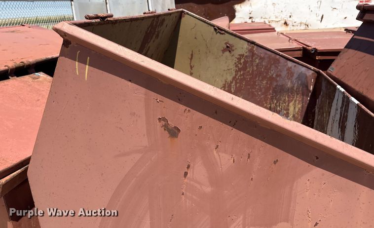 image for item EM0519 (13) dumpsters