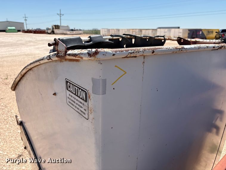 image for item EM0519 (13) dumpsters