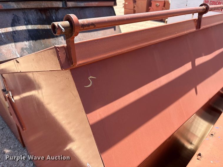 image for item EM0519 (13) dumpsters