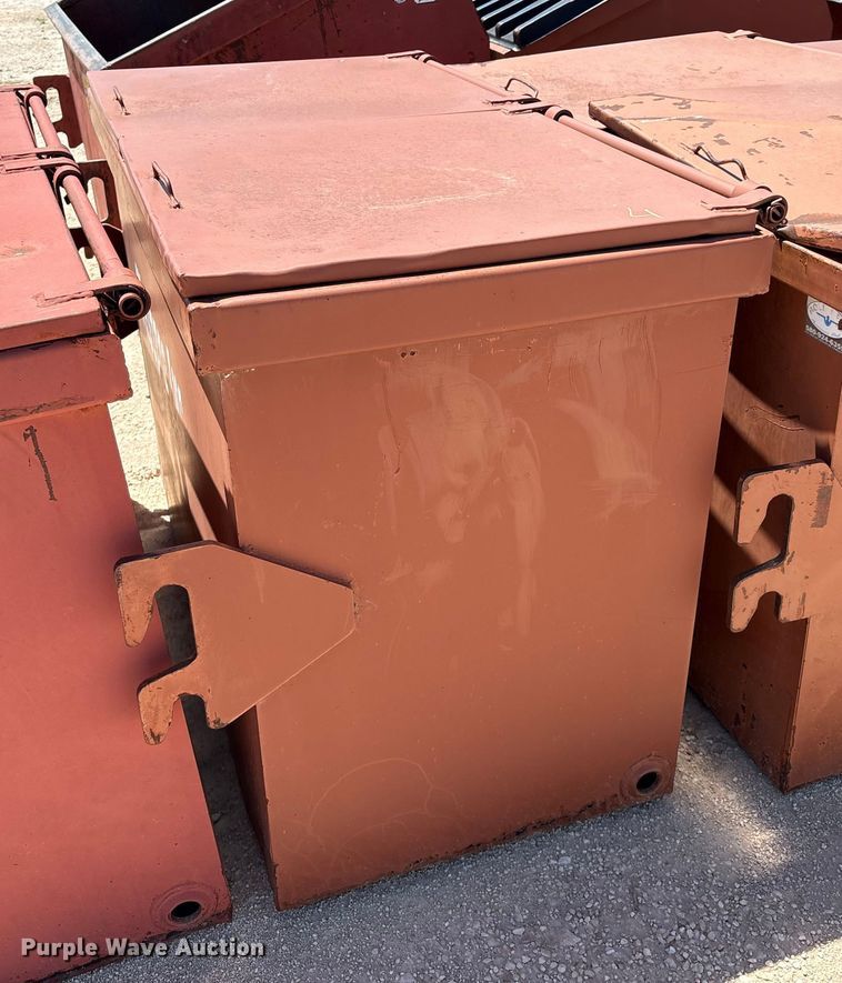 image for item EM0520 (18) dumpsters