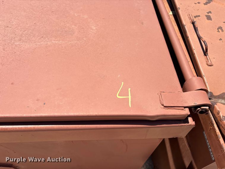 image for item EM0520 (18) dumpsters