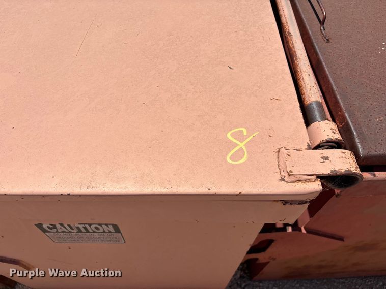 image for item EM0520 (18) dumpsters