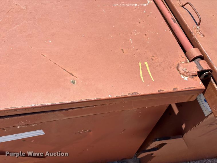 image for item EM0520 (18) dumpsters