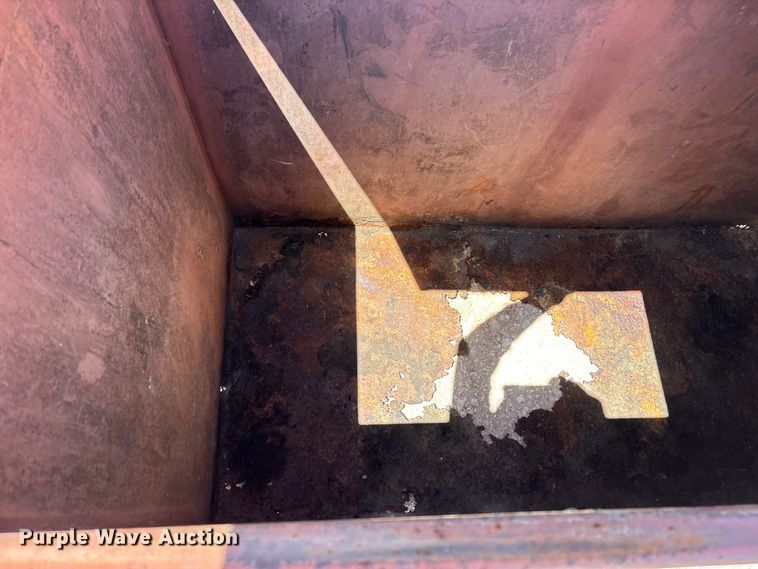 image for item EM0520 (18) dumpsters