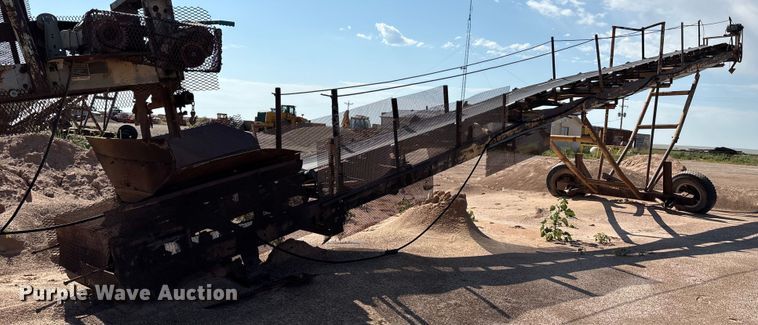 image for item EM0527 70' L material conveyor