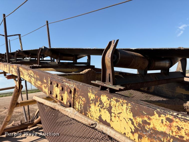 image for item EM0527 70' L material conveyor