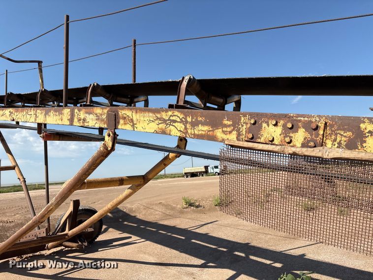 image for item EM0527 70' L material conveyor