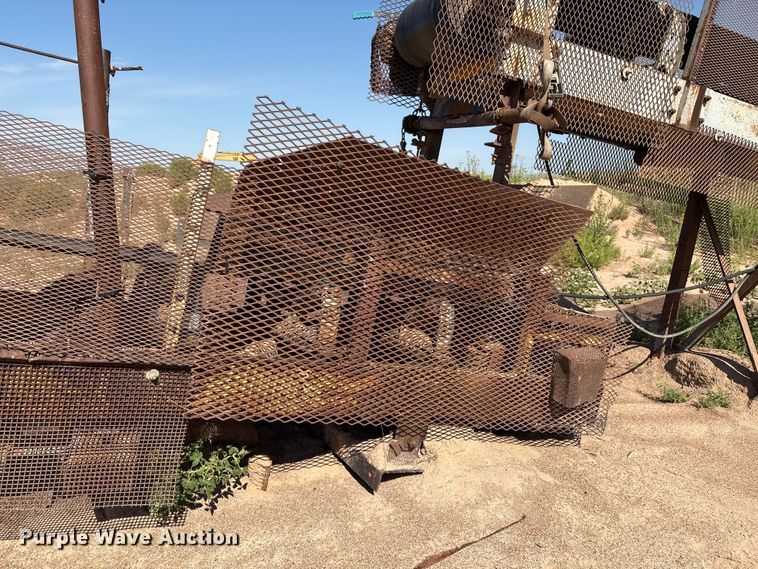 image for item EM0527 70' L material conveyor