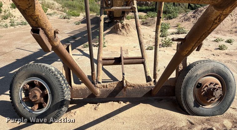 image for item EM0527 70' L material conveyor