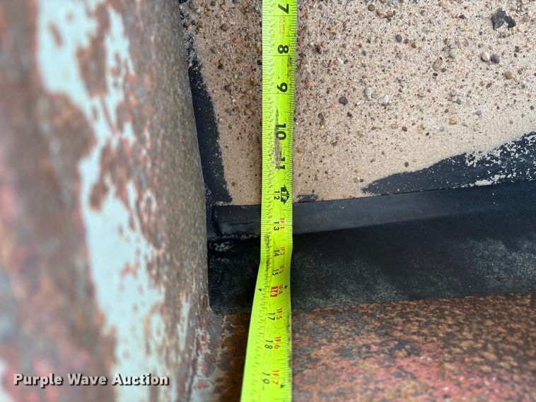 image for item EM0528 34' L material conveyor