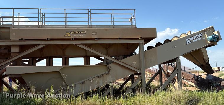 image for item EM0529 Kolberg/ Pioneer 7108-32 sand plant