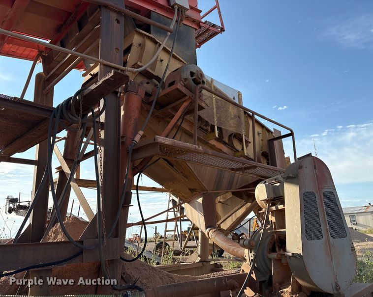 image for item EM0530 Kolman 5'X12' screening plant