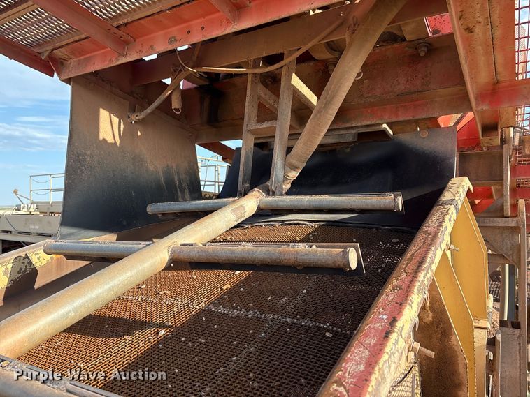 image for item EM0530 Kolman 5'X12' screening plant