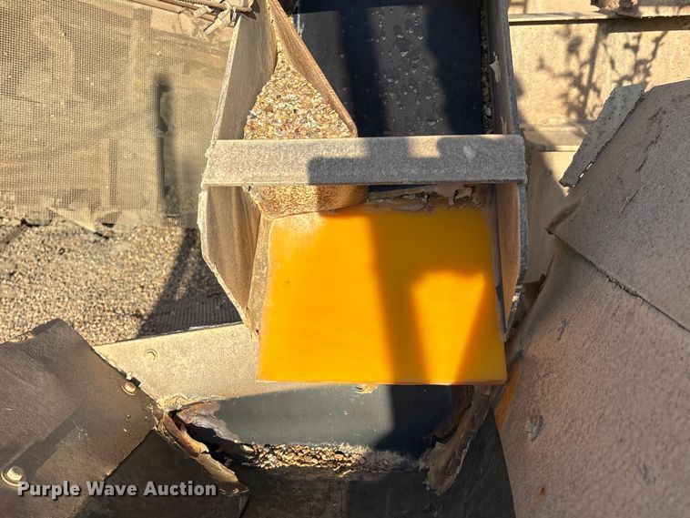 image for item EM0530 Kolman 5'X12' screening plant