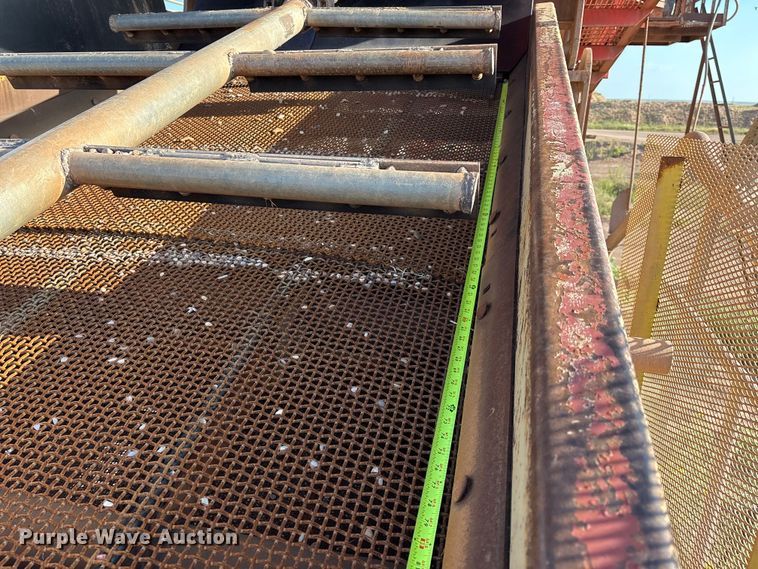 image for item EM0530 Kolman 5'X12' screening plant