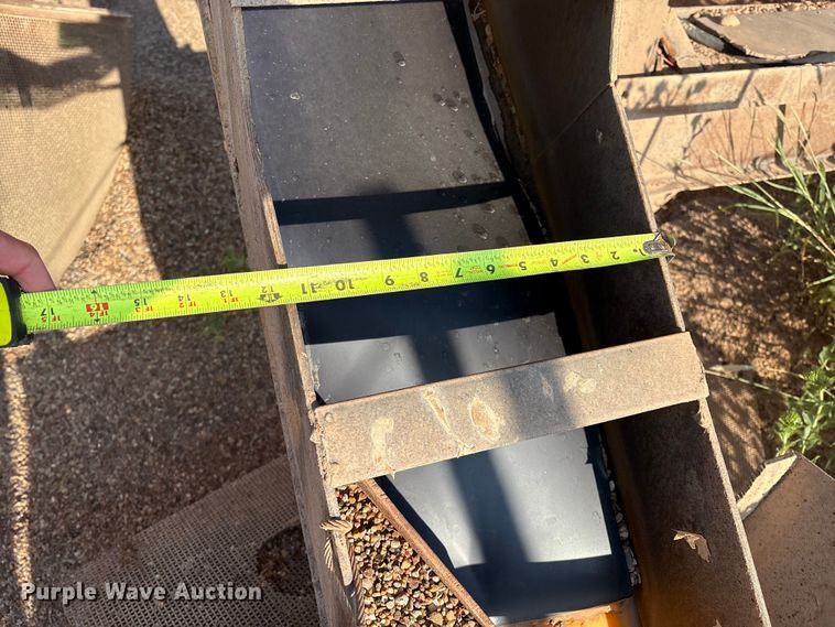 image for item EM0530 Kolman 5'X12' screening plant