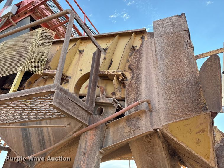 image for item EM0530 Kolman 5'X12' screening plant