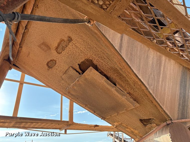 image for item EM0530 Kolman 5'X12' screening plant