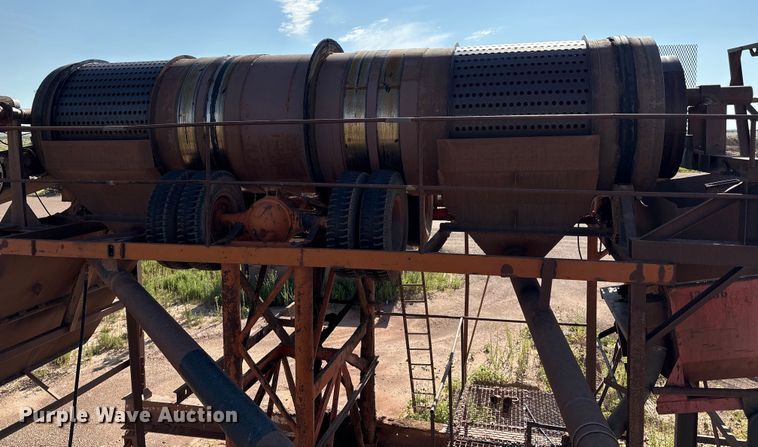 image for item EM0531 Shop Built scrubber trommel screen