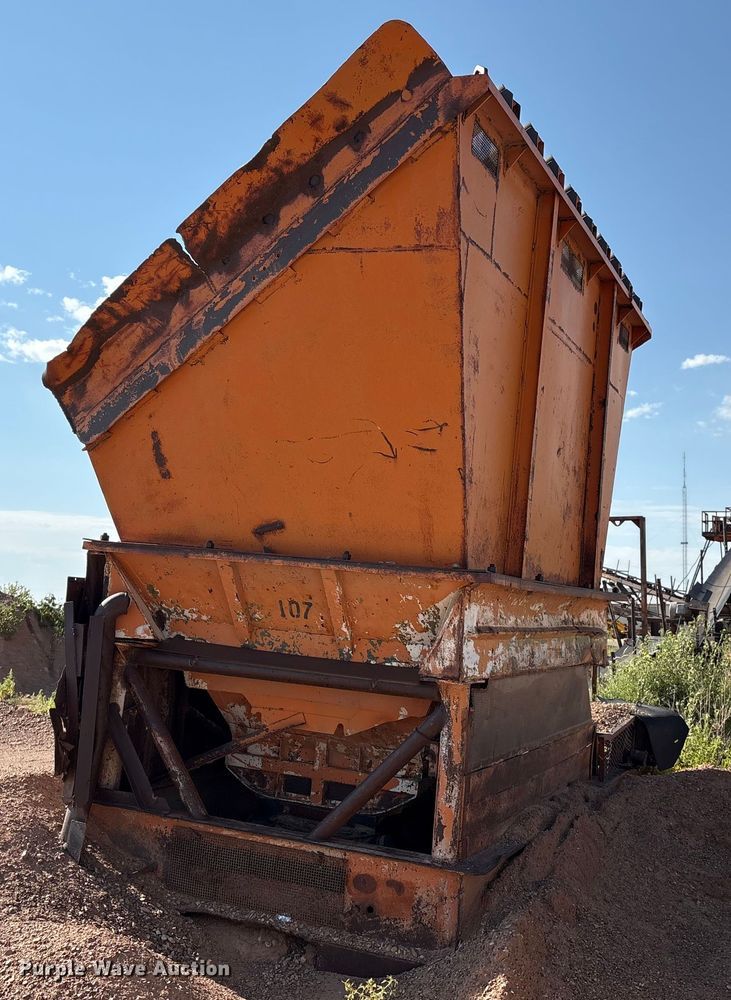 image for item EM0533 Belt feeder