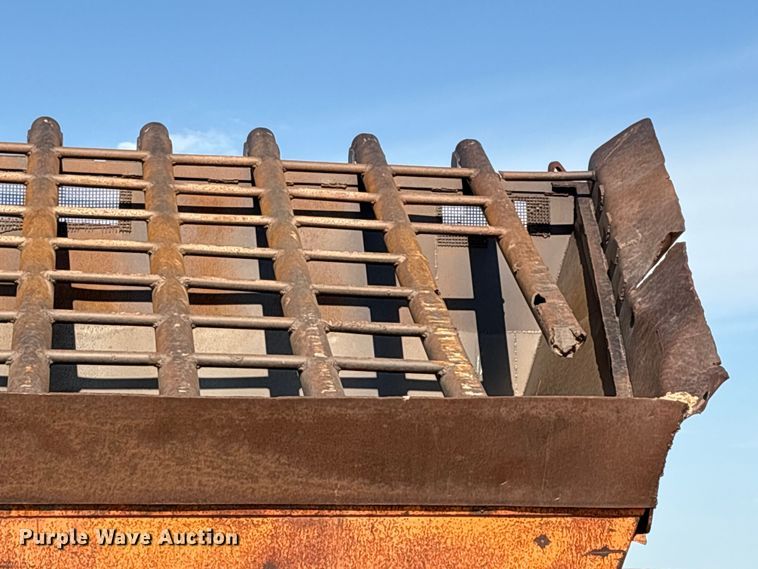 image for item EM0533 Belt feeder