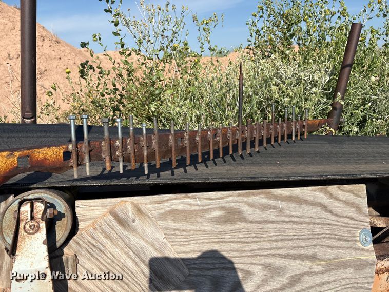 image for item EM0533 Belt feeder