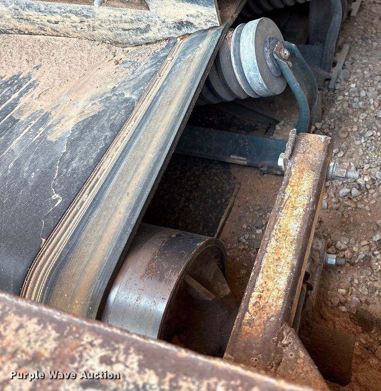 image for item EM0533 Belt feeder