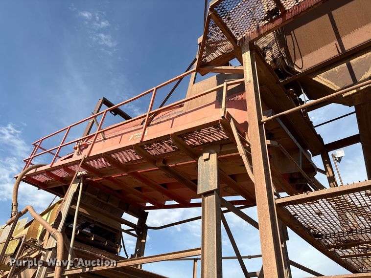 image for item EM0534 Fisher Log Washer