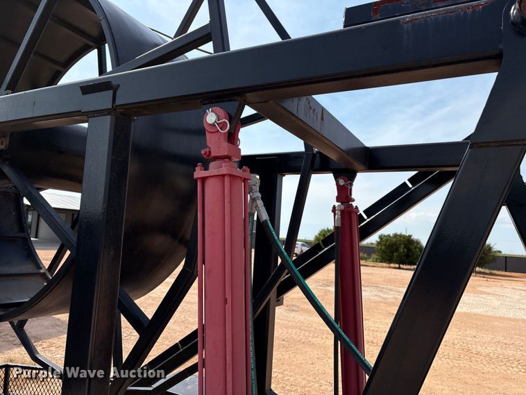 image for item EM0536 Reel trailer