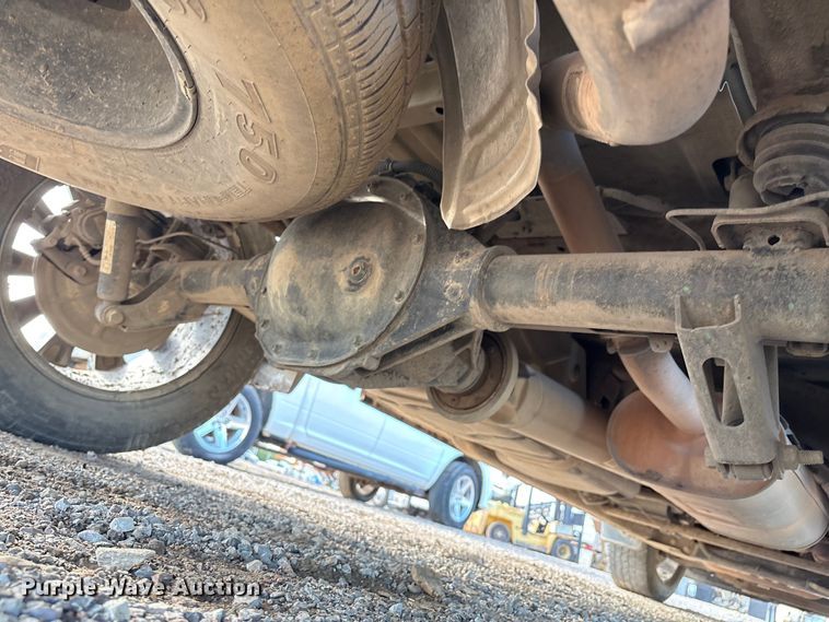 image for item EM0538 2020 Chevrolet Silverado 1500 Crew Cab pickup truck