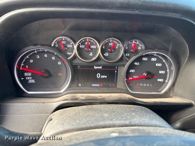 image for item EM0538 2020 Chevrolet Silverado 1500 Crew Cab pickup truck