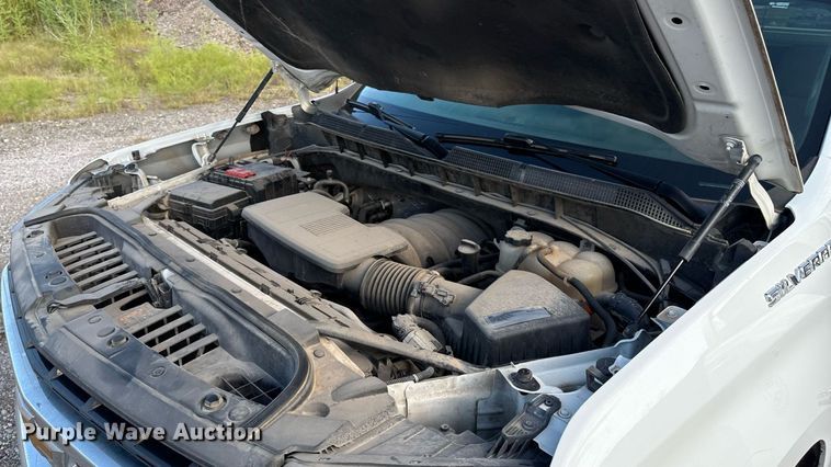 image for item EM0538 2020 Chevrolet Silverado 1500 Crew Cab pickup truck