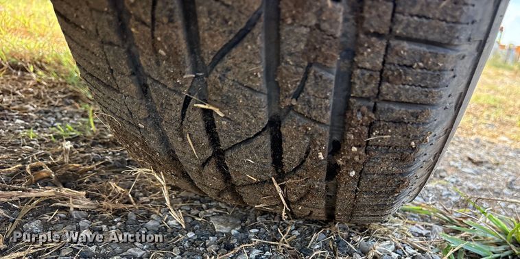 image for item EM0539 2019 Chevrolet Silverado 1500 Crew Cab pickup truck