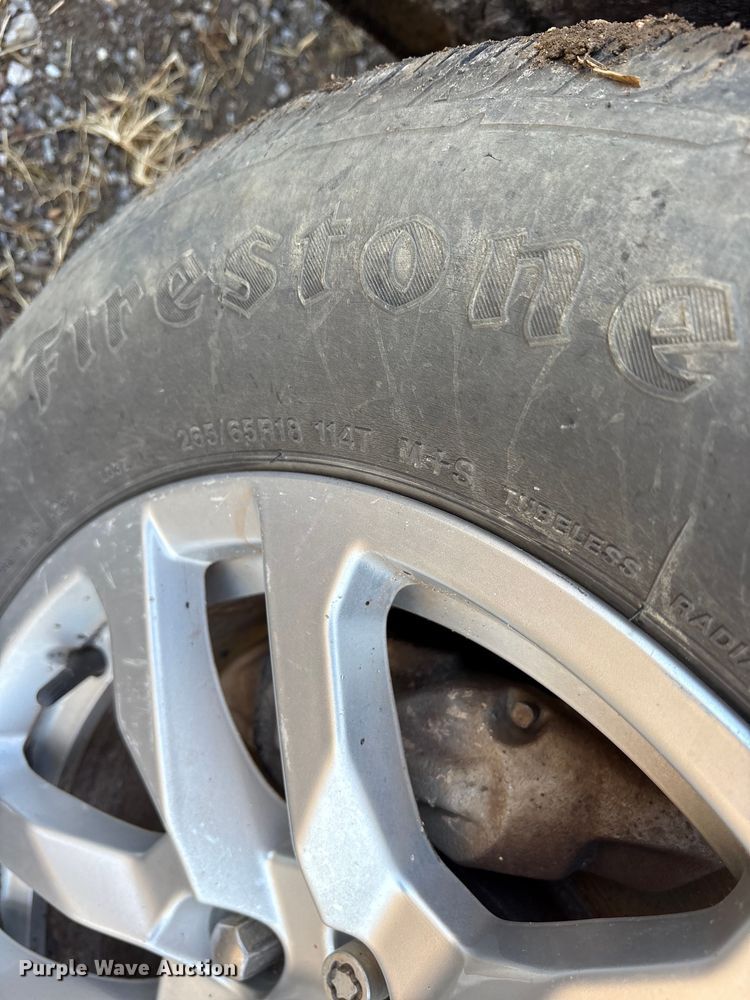 image for item EM0539 2019 Chevrolet Silverado 1500 Crew Cab pickup truck