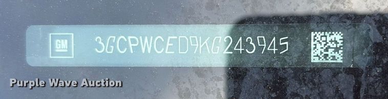 image for item EM0539 2019 Chevrolet Silverado 1500 Crew Cab pickup truck