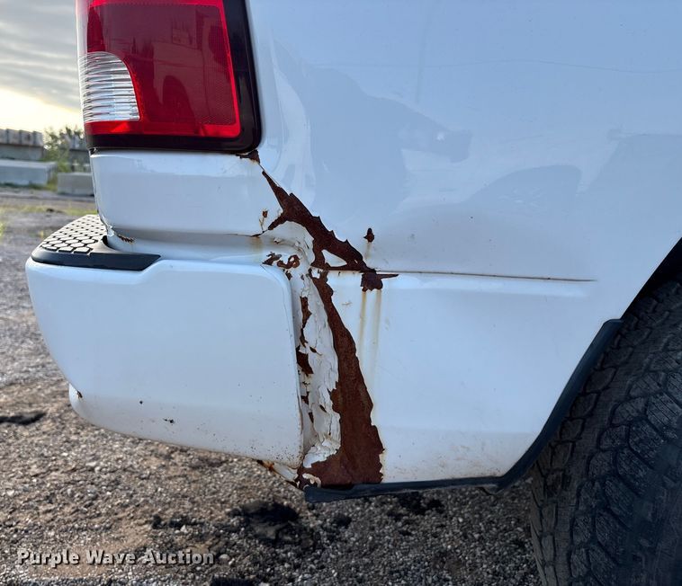 image for item EM0540 2015 Dodge Ram 1500 Crew Cab pickup truck