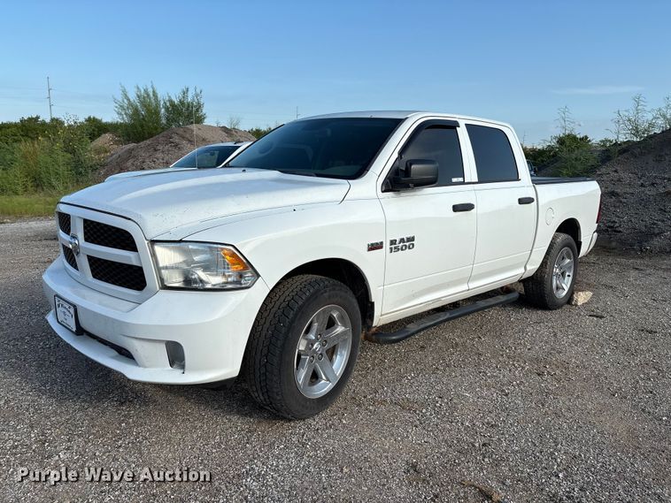 image for item EM0540 2015 Dodge Ram 1500 Crew Cab pickup truck