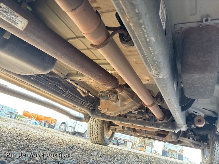 image for item EM0540 2015 Dodge Ram 1500 Crew Cab pickup truck